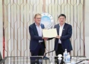 诺贝尔化学奖得主费林加获聘华南理工大学荣誉教授